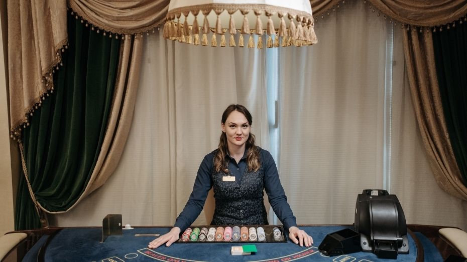 Step-by-Step Guide on Playing Baccarat